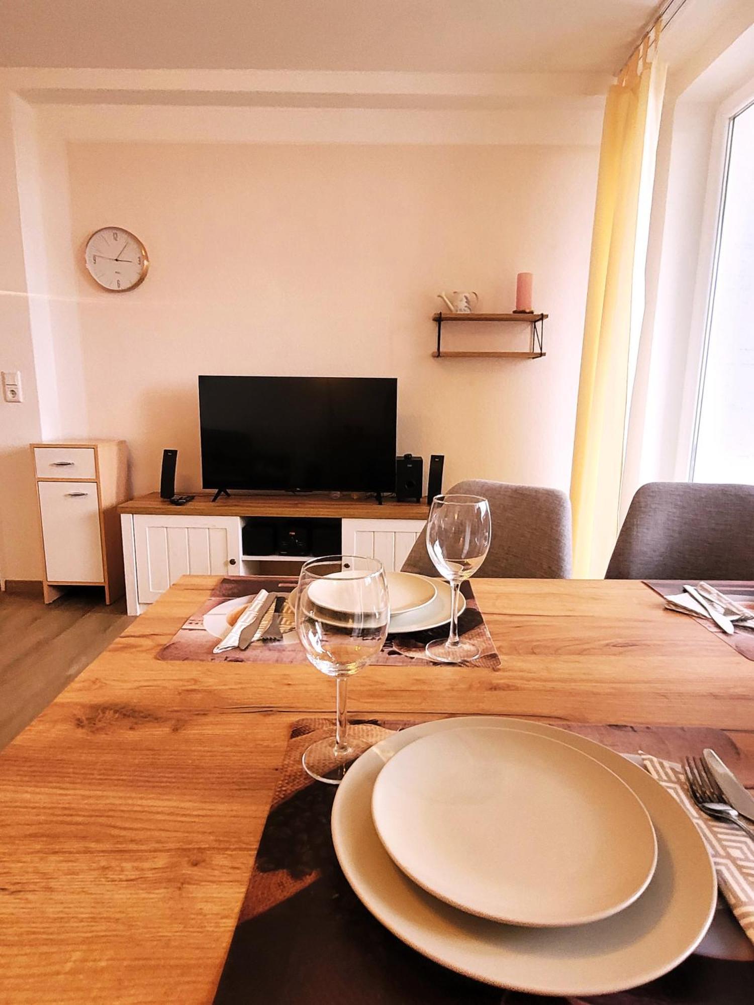 Apartment 21123